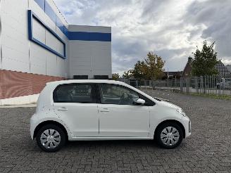 Volkswagen Up! 1.0 BMT Move Up picture 5