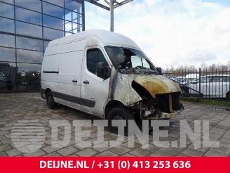 Salvage car Opel Movano Movano, Van, 2010 2.3 CDTi 16V FWD 2013/6