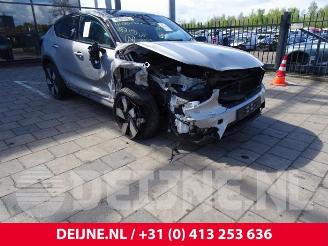 Uttjänta bilar auto Volvo C-40 C40 Recharge (XK), SUV, 2021 / 2024 Recharge Twin 78 kWh 2022/4
