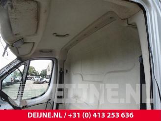 Peugeot Boxer Boxer (U9), Van, 2006 2.2 HDi 150 picture 12