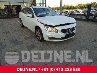 Auto da rottamare Volvo V-60 V60 I (FW/GW), Combi, 2010 / 2018 1.6 DRIVe 2013/7