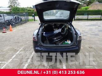Tesla Model S Model S, Liftback, 2012 / 2026 85 picture 35