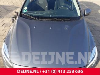 Volvo V-40 V40 (MV), Hatchback 5-drs, 2012 / 2019 2.0 D2 16V picture 32