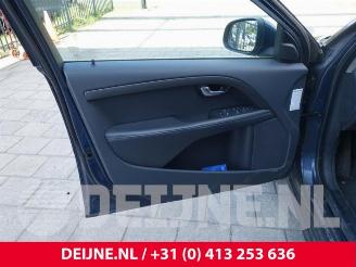 Volvo V-70 V70 (BW), Combi, 2007 / 2016 2.0 D4 16V picture 17