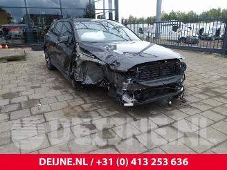 disassembly passenger cars Volvo V-60 V60 II (ZW), Combi, 2018 2.0 B3 16V Mild Hybrid 2024/4