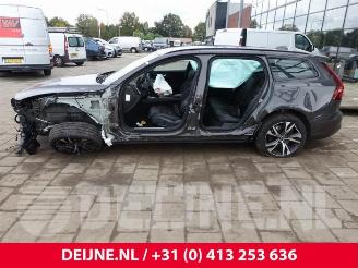 Volvo V-60 V60 II (ZW), Combi, 2018 2.0 B3 16V Mild Hybrid picture 4