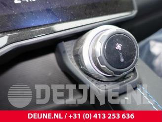 Lynk & Co 01 01, SUV, 2018 1.5 PHEV picture 29
