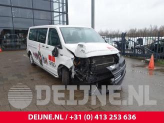 Uttjänta bilar auto Volkswagen Transporter Transporter/Caravelle T6, Bus, 2015 / 2024 2.0 TDI 150 2015/10