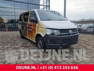 Salvage car Volkswagen Transporter Transporter/Caravelle T6, Bus, 2015 / 2024 2.0 TSI 2017/8