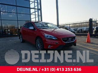 Coche siniestrado Volvo V-40 V40 (MV), Hatchback 5-drs, 2012 / 2019 1.6 D2 2013/2