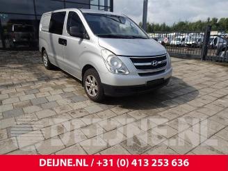 Uttjänta bilar auto Hyundai H-300 H-300, Van, 2008 2.5 CRDi 2008/7