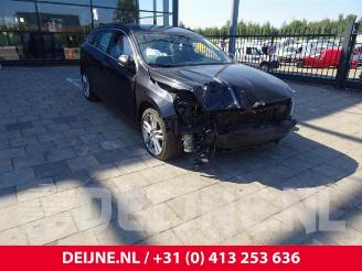 Uttjänta bilar auto Volvo V-60 V60 I (FW/GW), Combi, 2010 / 2018 2.0 D3 20V 2013/1