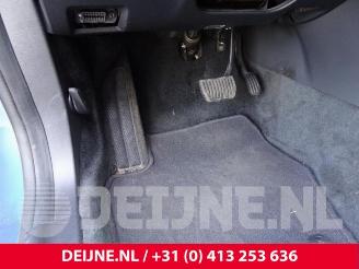 Volvo V-60 V60 I (FW/GW), Combi, 2010 / 2018 2.4 D6 20V Plug-in Hybrid AWD picture 26