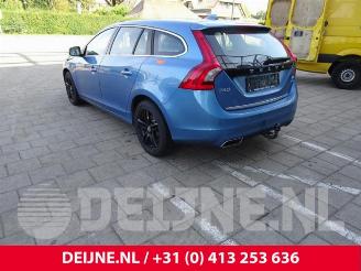 Volvo V-60 V60 I (FW/GW), Combi, 2010 / 2018 2.4 D6 20V Plug-in Hybrid AWD picture 5