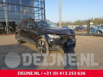 Voiture accidenté Volvo XC40 XC40 (XZ), SUV, 2017 1.5 T4 Plug-in Hybrid 12V 2021/6