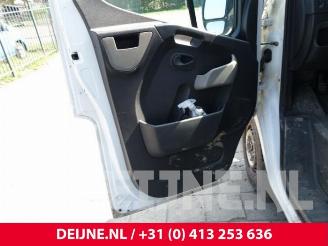 Renault Master Master III (FV), Van, 2010 2.3 dCi 125 16V FWD picture 17