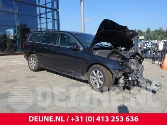 Vrakbiler auto Volvo V-70 V70 (BW), Combi, 2007 / 2016 2.0 D3 20V 2013/5