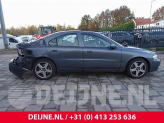 Volvo S-60 S60 I (RS/HV), Sedan, 2000 / 2010 2.5 R Turbo 20V picture 8
