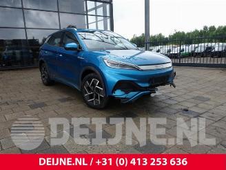 Salvage car BYD Atto 3 Atto 3, SUV, 2022 60kWh 2024/9