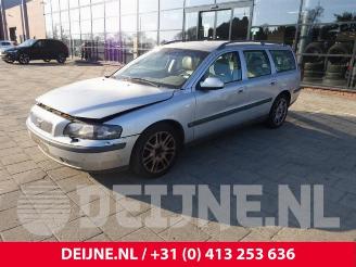 Volvo V-70 V70 (SW), Combi, 1999 / 2008 2.3 T5 20V picture 3