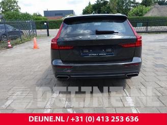 Volvo V-60 V60 II (ZW), Combi, 2018 2.0 T8 16V Plug-in Hybrid AWD picture 6