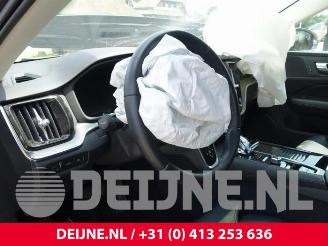 Volvo V-60 V60 II (ZW), Combi, 2018 2.0 T8 16V Plug-in Hybrid AWD picture 22