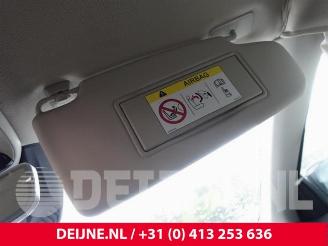 Volvo V-40 V40 (MV), Hatchback 5-drs, 2012 / 2019 2.0 T2 16V picture 23