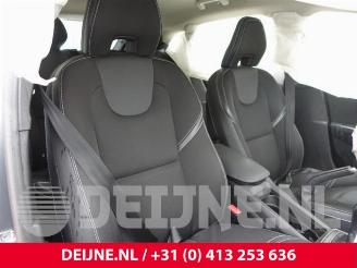 Volvo V-40 V40 (MV), Hatchback 5-drs, 2012 / 2019 2.0 T2 16V picture 33