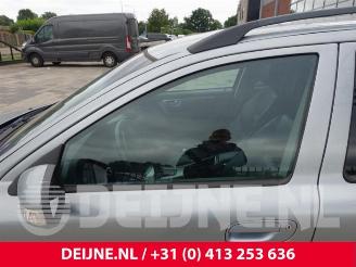 Volvo V-70 V70 (SW), Combi, 1999 / 2008 2.4 D5 20V picture 13