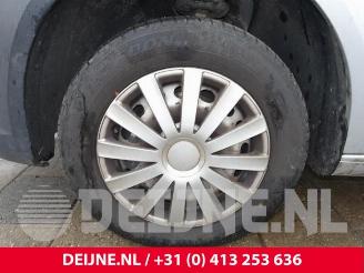 Volkswagen Caddy Caddy III (2KA,2KH,2CA,2CH), Van, 2004 / 2015 1.6 TDI 16V picture 10