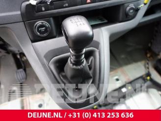 Peugeot Expert Expert (V1/VA/VB/VE/VF/VT/VY), Van, 2016 2.0 Blue HDi 120 16V picture 20