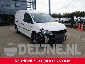 Salvage car Volkswagen Caddy Caddy IV, Van, 2015 2.0 TDI 102 2018/3