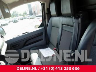 Peugeot Expert Expert (V1/VA/VB/VE/VF/VT/VY), Van, 2016 2.0 Blue HDi 150 16V picture 32