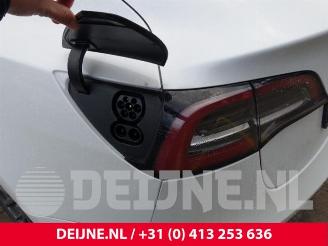 Tesla Model 3 Model 3, Sedan, 2017 Long Range AWD 75 kWh picture 21