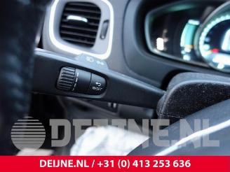 Volvo V-40 V40 (MV), Hatchback 5-drs, 2012 / 2019 1.6 D2 picture 23
