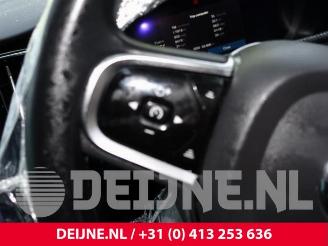 Volvo V-60 V60 Cross Country II (ZZ), Combi, 2018 2.0 B4 16V Mild Hybrid AWD picture 32