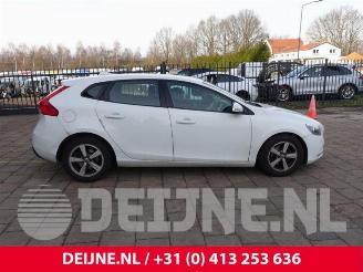 Volvo V-40 V40 (MV), Hatchback 5-drs, 2012 / 2019 1.6 D 16V picture 8