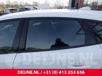 Volvo V-40 V40 (MV), Hatchback 5-drs, 2012 / 2019 1.6 D 16V picture 32