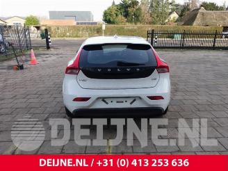 Volvo V-40 V40 (MV), Hatchback 5-drs, 2012 / 2019 1.6 D 16V picture 6