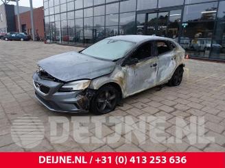 Volvo V-40 V40 (MV), Hatchback 5-drs, 2012 / 2019 1.5 T2 16V Geartronic picture 3