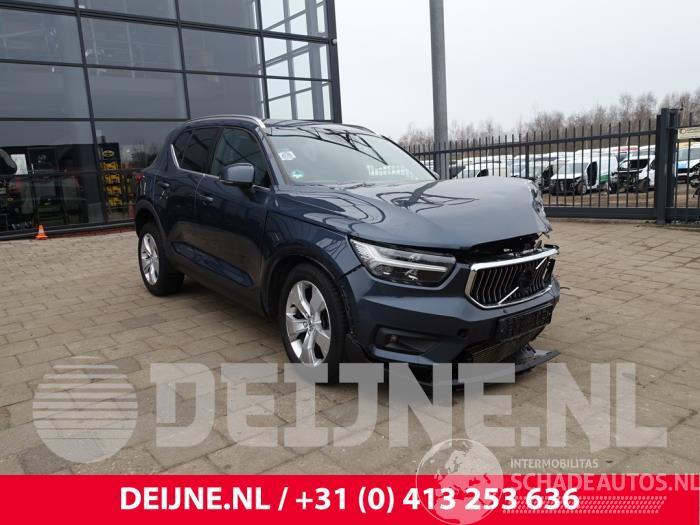 Volvo XC40 XC40 (XZ), SUV, 2017 2.0 T4 Geartronic 16V