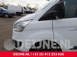 Ford Transit  picture 9