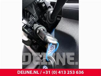 Volkswagen Caddy Caddy III (2KA,2KH,2CA,2CH), Van, 2004 / 2015 2.0 SDI picture 16