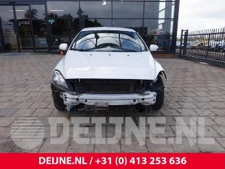 Volvo V-40 V40 (MV), Hatchback 5-drs, 2012 / 2019 1.6 D2 picture 2