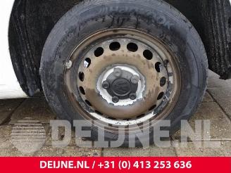 Volkswagen Caddy Caddy III (2KA,2KH,2CA,2CH), Van, 2004 / 2015 1.6 TDI 16V picture 32