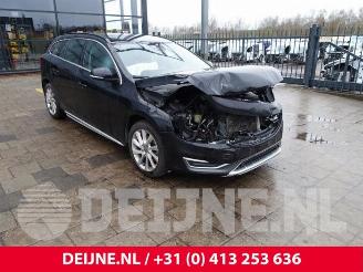 disassembly passenger cars Volvo V-60 V60 I (FW/GW), Combi, 2010 / 2018 1.6 T3 16V 2014/3