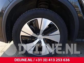 Lynk & Co 01 01, SUV, 2018 1.5 PHEV picture 10