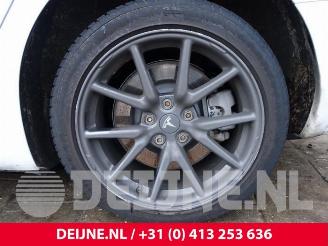 Tesla Model 3 Model 3, Sedan, 2017 Long Range AWD 75 kWh picture 20