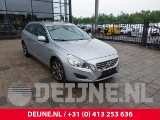 Uttjänta bilar auto Volvo V-60 V60 I (FW/GW), Combi, 2010 / 2018 1.6 DRIVe 2012/6