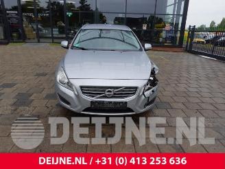Volvo V-60 V60 I (FW/GW), Combi, 2010 / 2018 1.6 DRIVe picture 2
